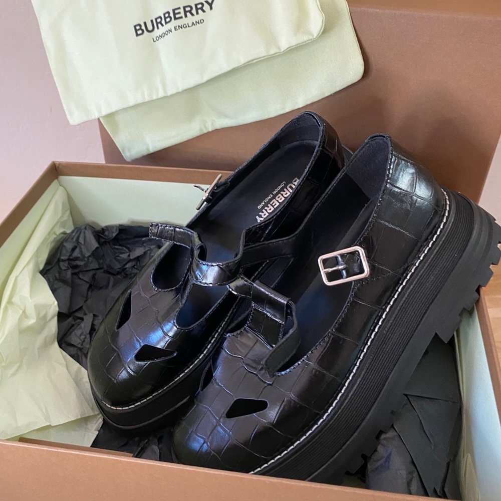 BURBERRY Brand New Embossed Leather T-bar Shoes